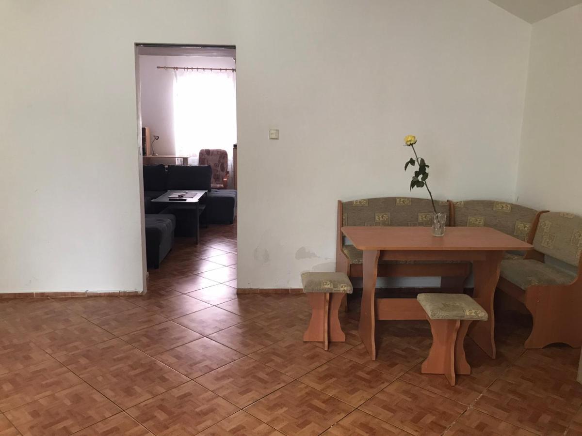Dvacitka Apartment Чешка Будьовица Екстериор снимка